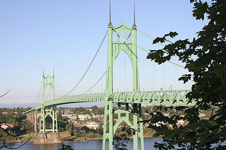 Image for Which Portland Real Estate Agent Helps Out-of-State Buyers?